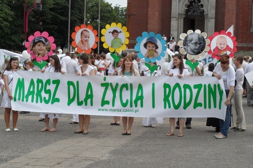 Częstochowa: Marsz dla życia i rodziny przejdzie w niedzielę aleją NMP [ZDJĘCIA, PROGRAM]