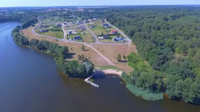 Widok na sporną działkę