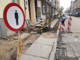 Rozkopane chodniki na ul. Wileńskiej w Słupsku po obu stronach