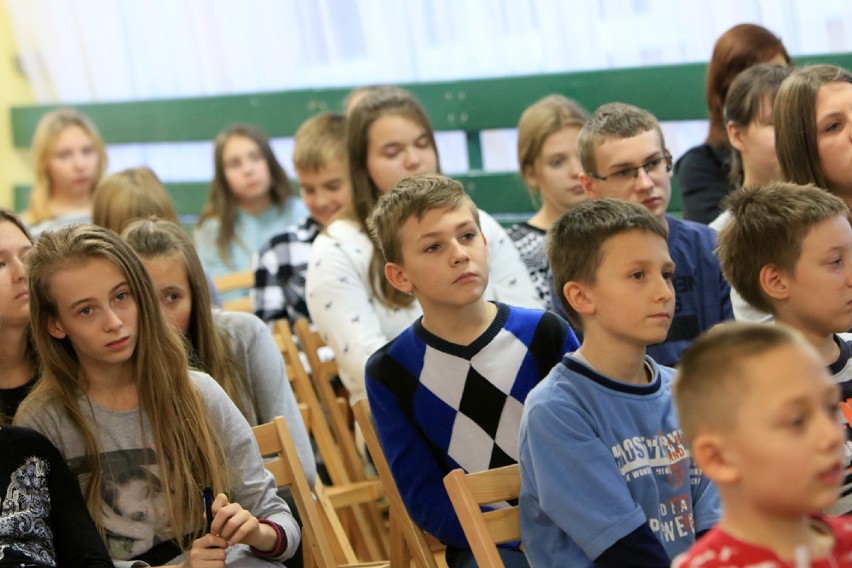 Toruń. Debata o tolerancji w ZS nr 16