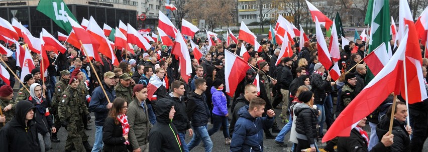 Marsz Niepodległości 2015 w Warszawie. Zobacz fotorelację z...