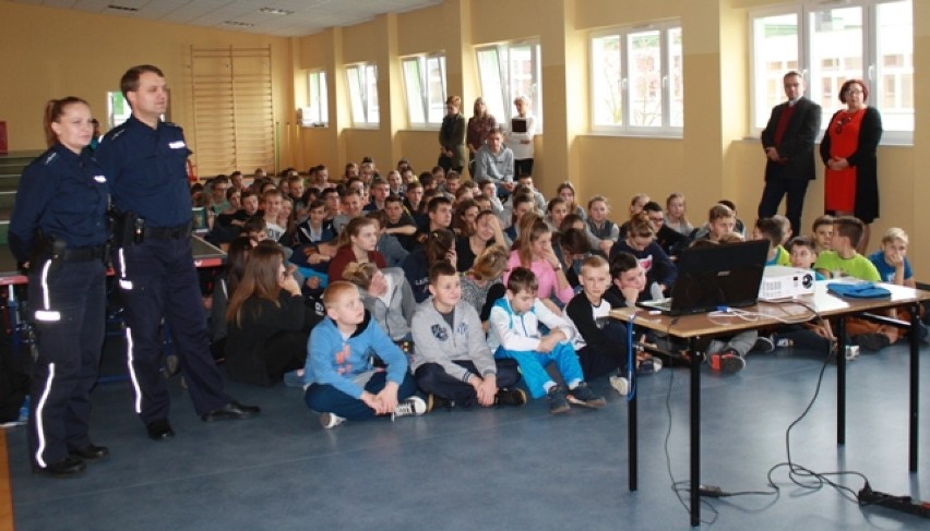 Profilaktyczne spotkania w szkołach powiatu kolskiego