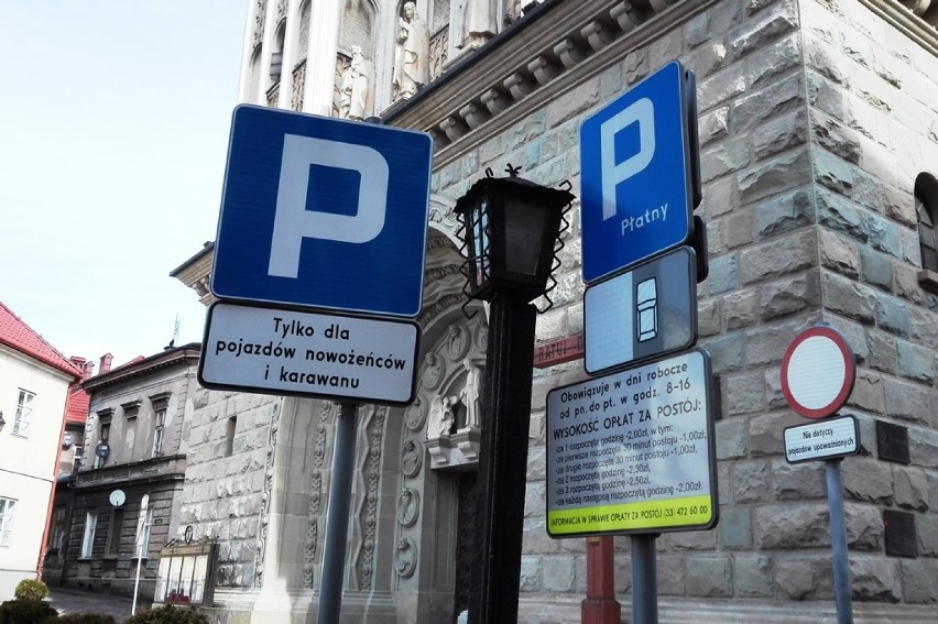 Koniec z parkowaniem przed katedrą św. Mikołaja w Bielsku-Białej