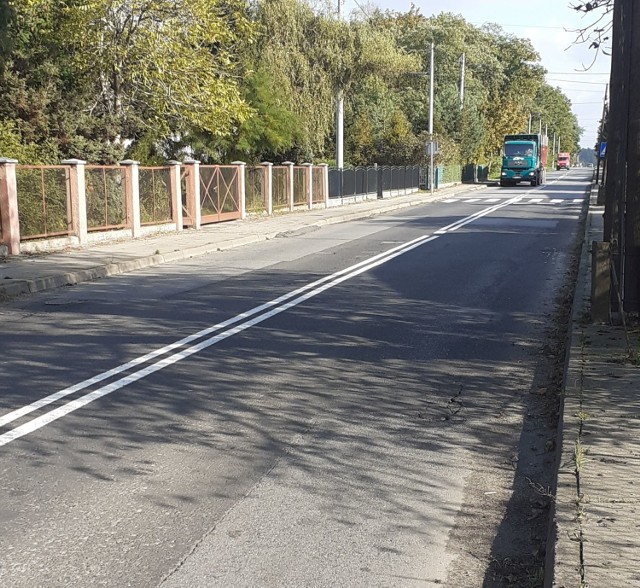 Problem zrobił się szczególnie dotkliwy, kiedy we wrześniu zamknięto fragment drogi krajowej nr 46 w Grodźcu i objazd skierowano przez Ozimek.