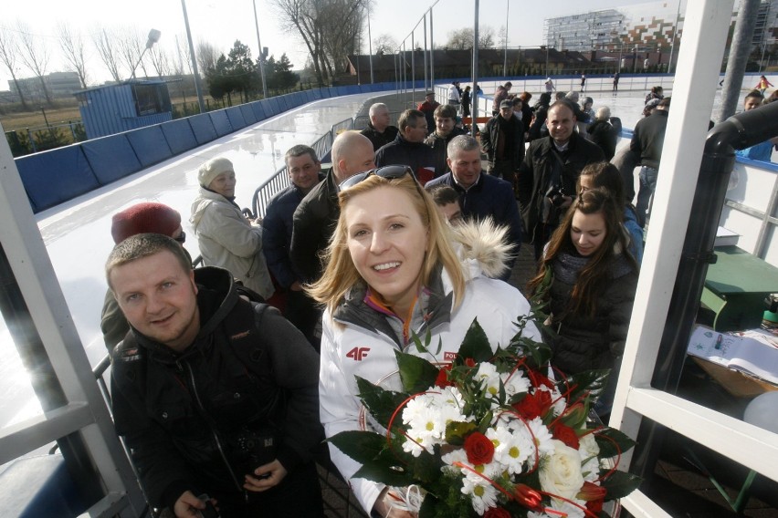 Natalia Czerwonka przywitanie i zabawa na lodowisku, to już 7 lat minęło