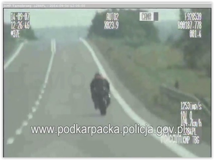 Motocyklista uciekał 193 km/h  przed policją