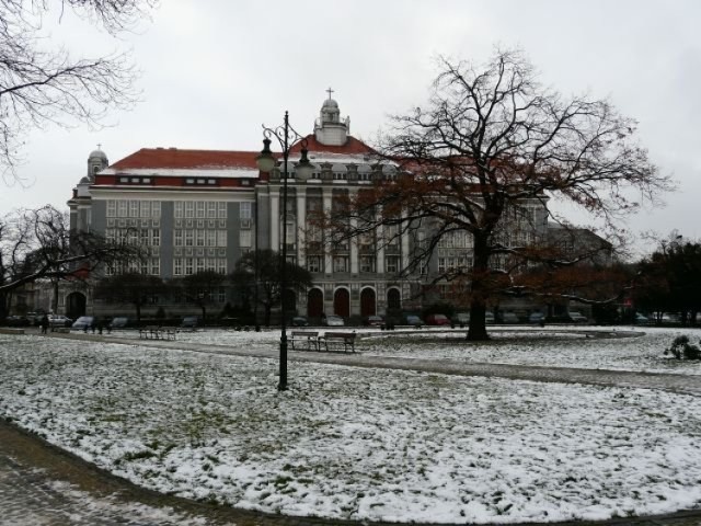 Klub oficerski, obecnie siedziba Kurii Biskupiej przy pl.Jana Pawła II. Fot. Zdzisław Kwasek