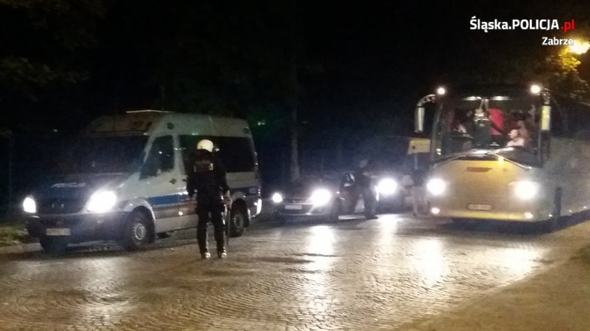 Zabrze: Dwóch pijanych kibiców wtargnęło na stadion, chociaż nie mieli biletów. ZDJĘCIA