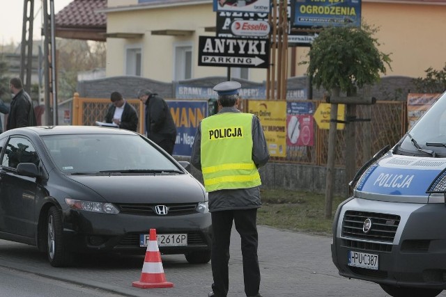 W Poznaniu wzrosła liczba włamań, ale zmalała ilość kradzieży samochodów