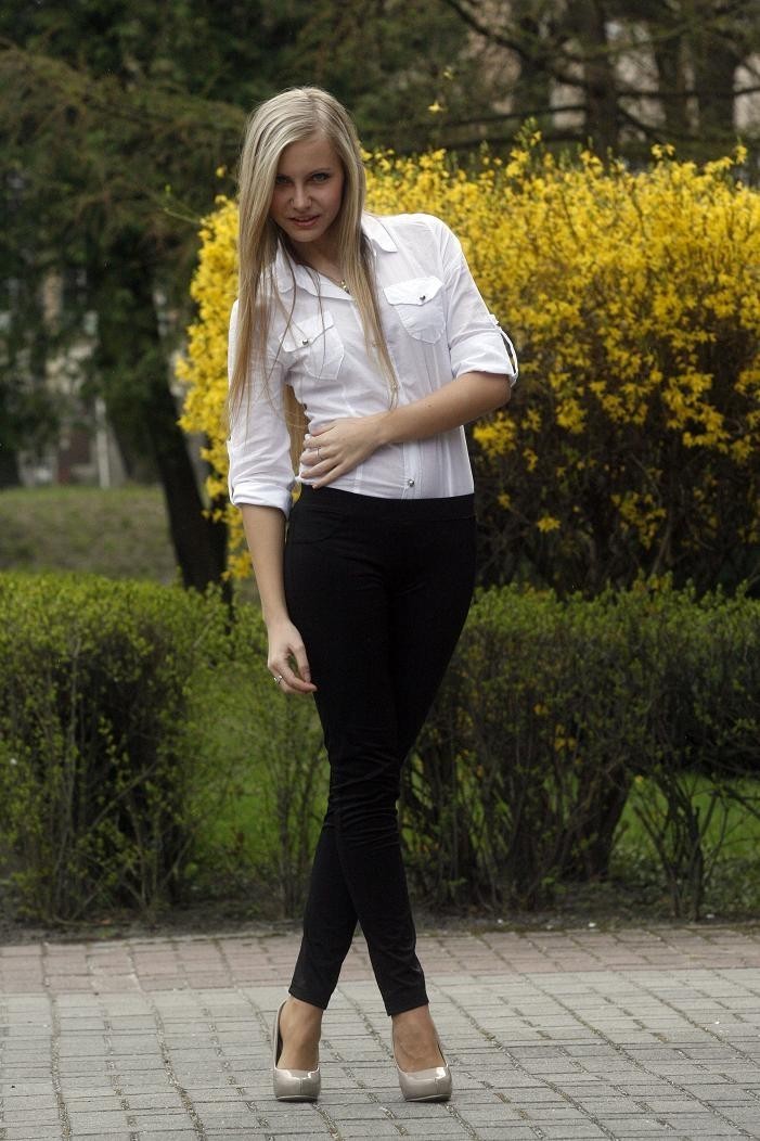 Natalia Cichy z Głogowa. Ma 16 lat, uczy się w II LO w...