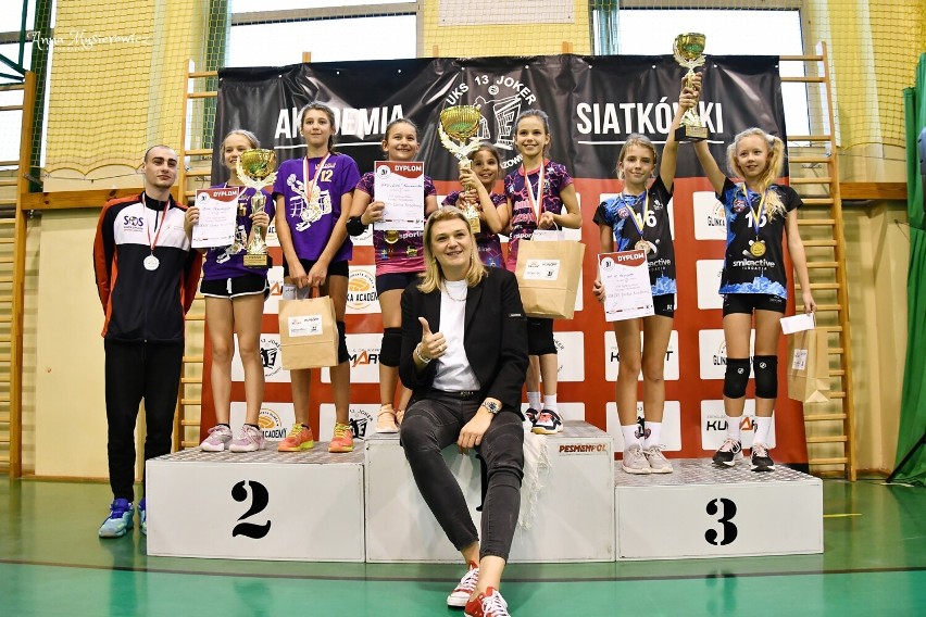 Ogólnopolski turniej minisiatkówki Jokery pod patronatem Małgorzaty Glinki odbył się w Tomaszowie