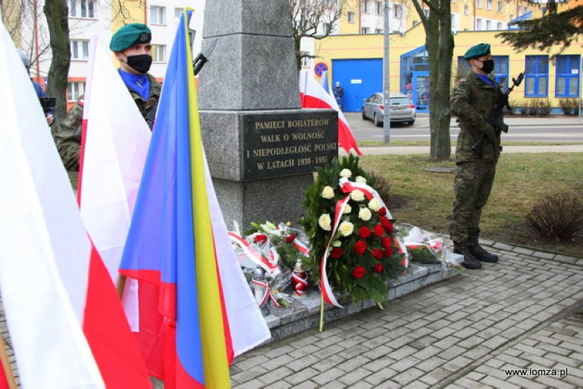 Narodowy Dzień Pamięci Żołnierzy Wyklętych. Łomża upamiętniła bohaterów [zdjęcia]