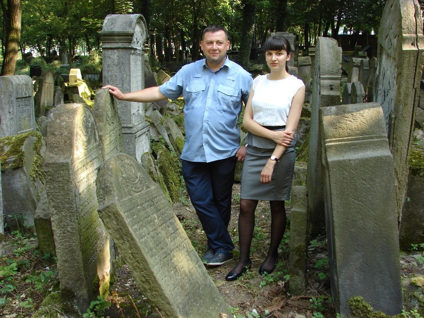 Tarnów. W lecie odkryją tajemnice żydowskiego cmentarza