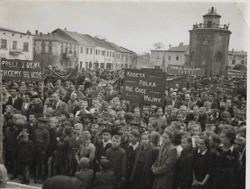 Olkusz Rynek. 1 maja 1940.