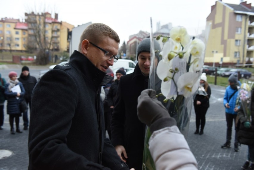 Częstochowa. Budowa bloku komunalnego na finiszu ZDJĘCIA