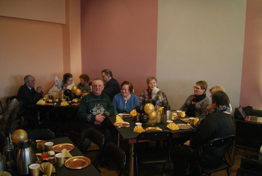 Wieczór z piosenką przedwojenną w Chwałkowie Kościelnym