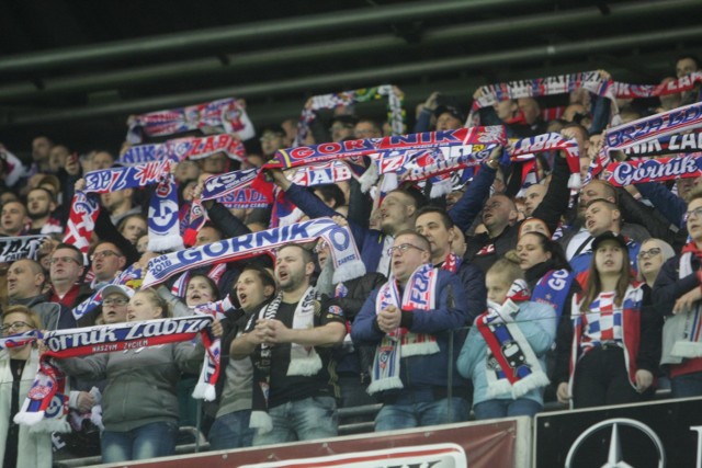 órnik Zabrze - Wisła Kraków: znakomita atmosfera wśród kibiców na trybunach