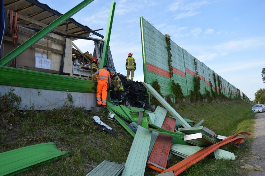 Wypadek na S8 koło Tomaszowa Maz. Zderzenie samochodów ciężarowych [ZDJĘCIA]