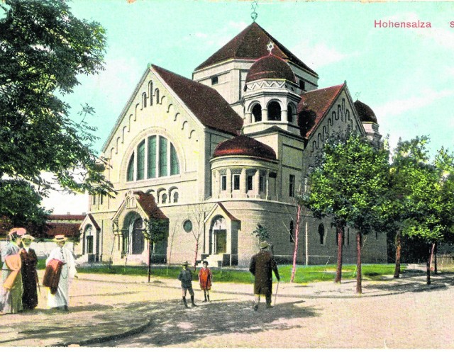 Widok z około 1908 r. na synagogę od strony skrzyżowania Solankowej (wtedy Solbadstrasse) z Grodzką (wtedy Reichsbankstrasse)