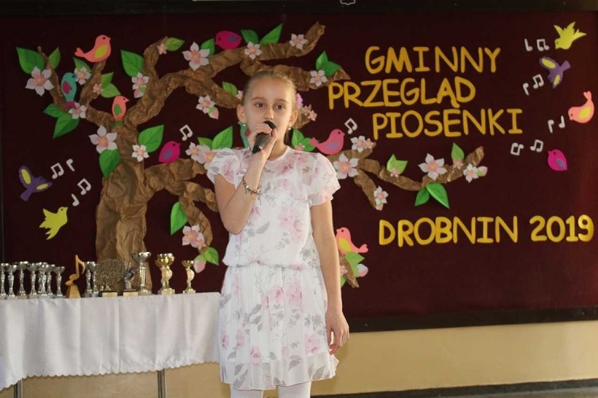 Gminny Przegląd Piosenki w Drobninie