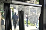 Kraków. Zobaczył kontrolerów biletów, więc... rozbił szybę w autobusie