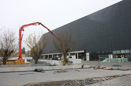 Budowa hali sportowej w Toruniu będzie zakończona w terminie?