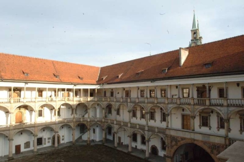 Brzeg – Zamek Piastów Śląskich. Śląski Wawel, któremu obecny...