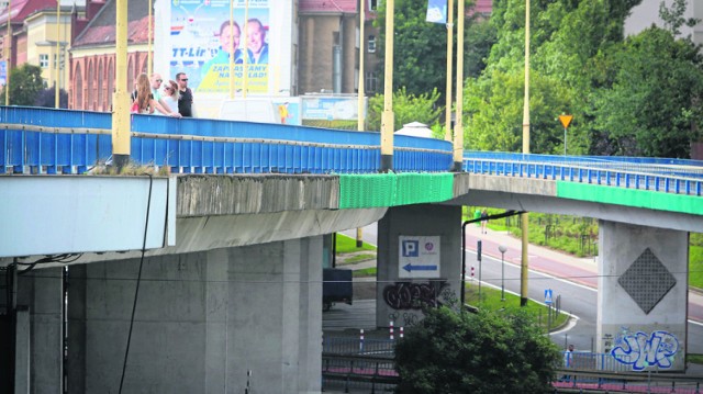 Przez większość czasu modernizacja będzie prowadzona pod i z boku Trasy Zamkowej. Nowy asfalt pojawi się dopiero na końcu prac. Nie wiadomo, kiedy będzie remont nitki wyjazdowej z centrum