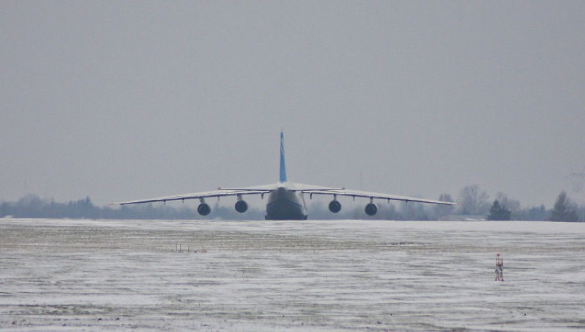 An-124 to jeden z największych samolotów świata, mogący...