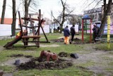 Rozpoczął się generalny remont placu zabaw w parku na placu 500-lecia w Rzgowie