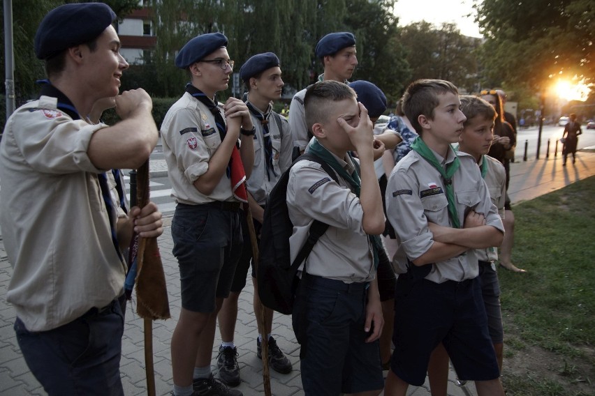 Kaliszanie uczcili powstańców warszawskich i oddali hołd ofiarom II wojny światowej. ZDJĘCIA