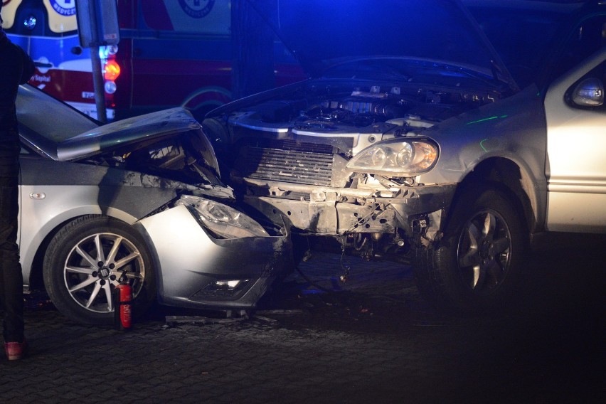 Wypadek na ul. Wojska Polskiego w Świeciu. Jedna osoba w szpitalu [wideo, zdjęcia]