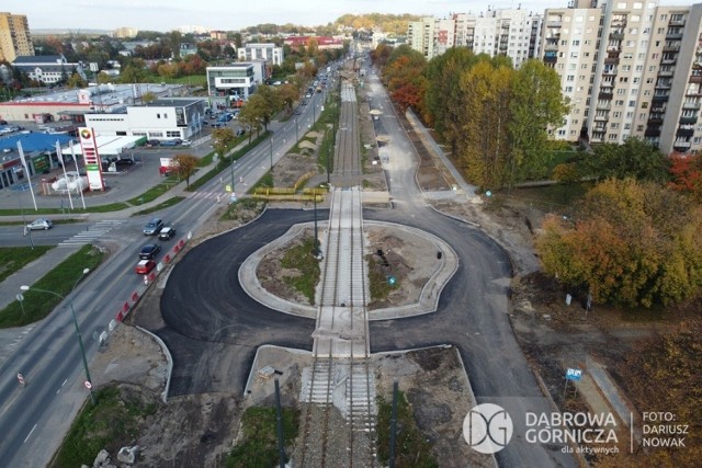 Od 24 października ruch w stronę Gołonoga i huty zostanie przełożony na gotowy odcinek remontowanej ul. Piłsudskiego, a ekipy budowlane rozpoczną prace na jezdni w kierunku centrum

Zobacz kolejne zdjęcia/plansze. Przesuwaj zdjęcia w prawo naciśnij strzałkę lub przycisk NASTĘPNE