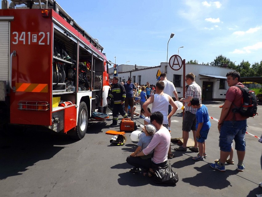 Dzień Otwarty w zajezdni MZK – akcja ratownicza strażaków
