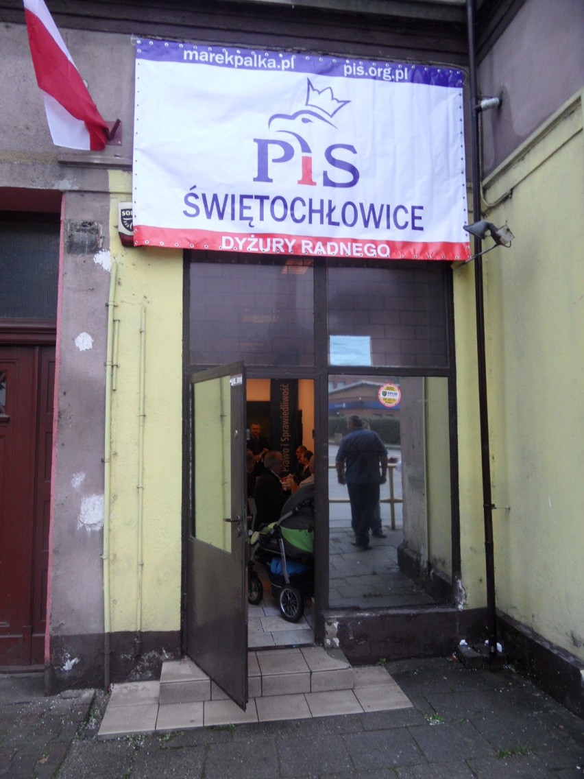 20 września w Świętochłowicach otwarto nową siedzibę PiS