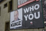 Billboardy z wizerunkiem Pawła Kukiza w Tarnowie i Brzozówce wywołały burzę. Poseł Kaczmarczyk: "to publiczny lincz" [ZDJĘCIA]