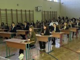 Matura 2023 z języka polskiego w Sandomierzu. Tak przebiega egzamin w II Liceum Ogólnokształcącym. Zobacz zdjęcia