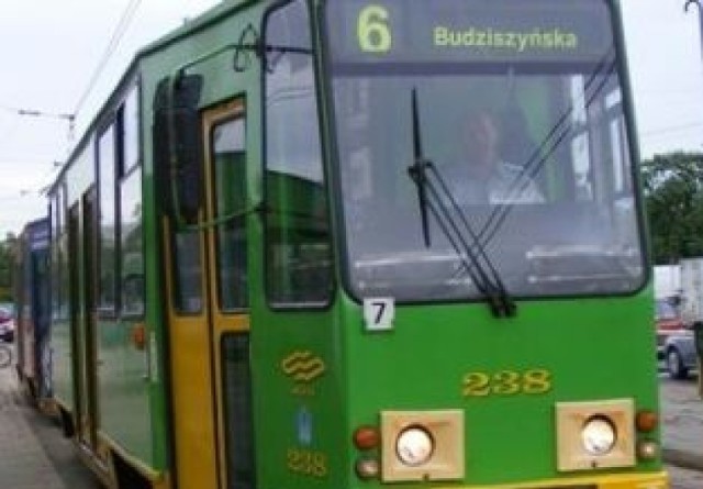 Z powodu wykolejenia tramwaju ul. Grunwaldzką od ronda ...