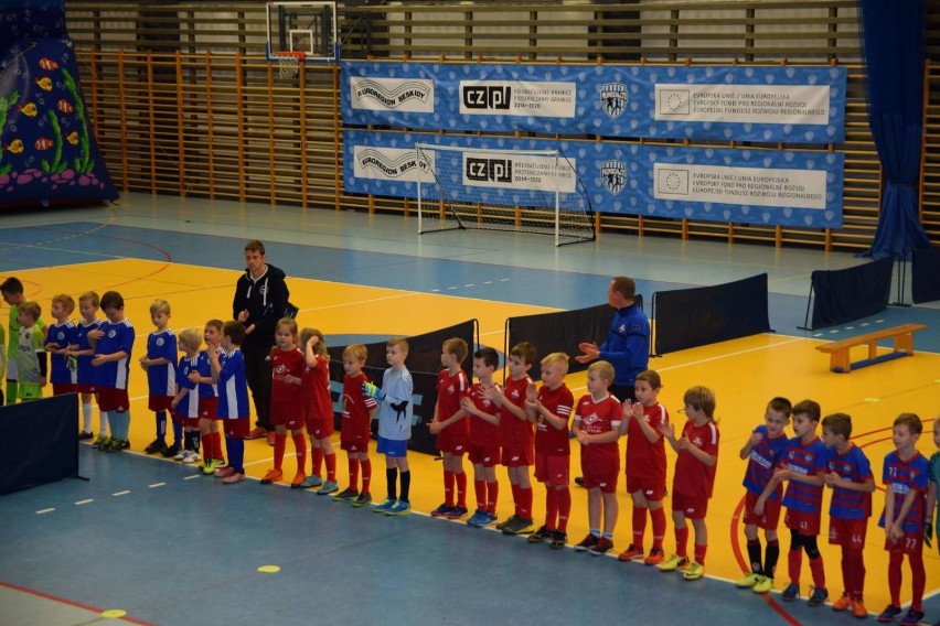 Mundialito w Węgierskiej Górce. Piłkarskie emocje nie tylko dla najmłodszych [ZDJĘCIA]