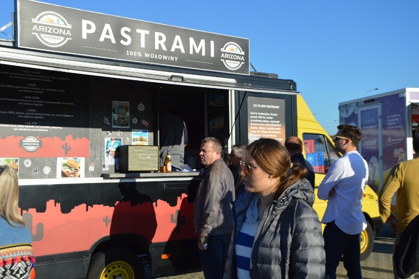 Wielka Szama, czyli wielka wyżerka z food trucków, które w...