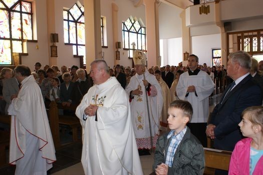 Parafia na Dybowie w Kutnie obchodziła dwa jubileusze