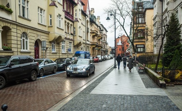 Stylowe rozwiązania chodników zastosowano już m.in. w czasie rewitalizacji ul. A. Cieszkowskiego.