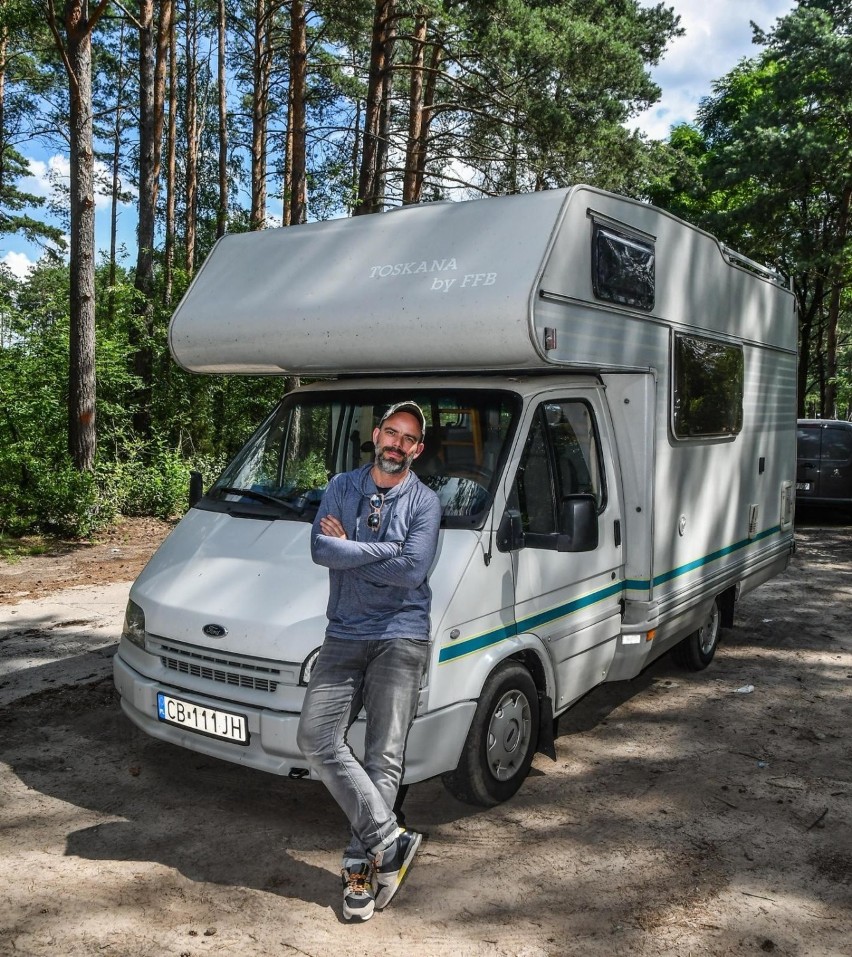 - Wielu myśli, że kamper to zabawka dla bogaczy, a ja...