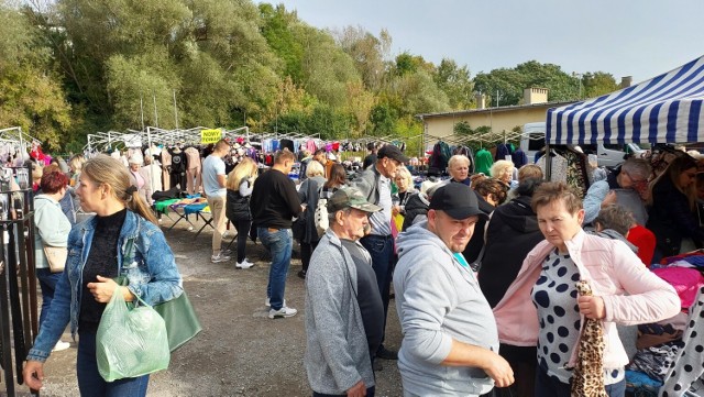 Tak wyglądał handel na targu w Ostrowcu Świętokrzyskim w czwartek, 12 października