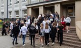 Egzamin ósmoklasisty 2023 w Krakowie. Wiemy, w których podstawówkach uczniom poszło najlepiej