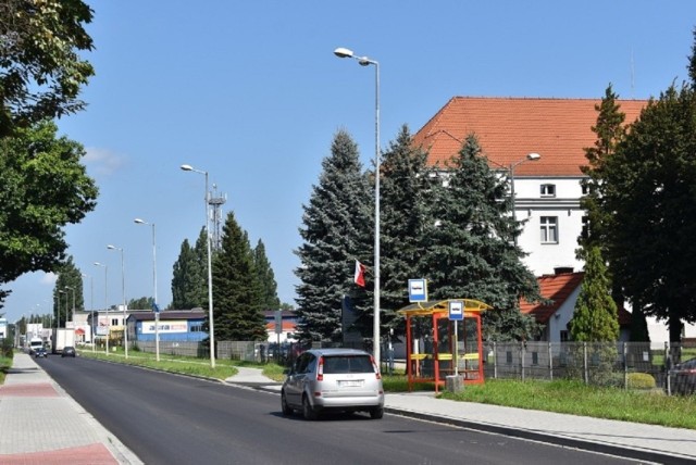 Modernizacja drogi na ul. Kolbego w Oświęcimiu objęła prawie 2-kilometrowy odcinek od ronda na skrzyżowaniu z ulicami Wyzwolenia i Leszczyńskiej do ronda na skrzyżowaniu z ul. Legionów