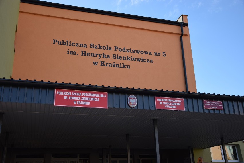 Warto być Polakiem. Uczniowie SP nr 5 w Kraśniku już po teście! (ZDJĘCIA)