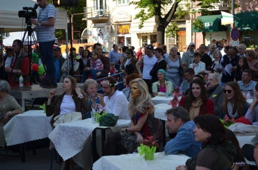 Widzowie siedzieli zasłuchani. Było widać, że dobrze się...