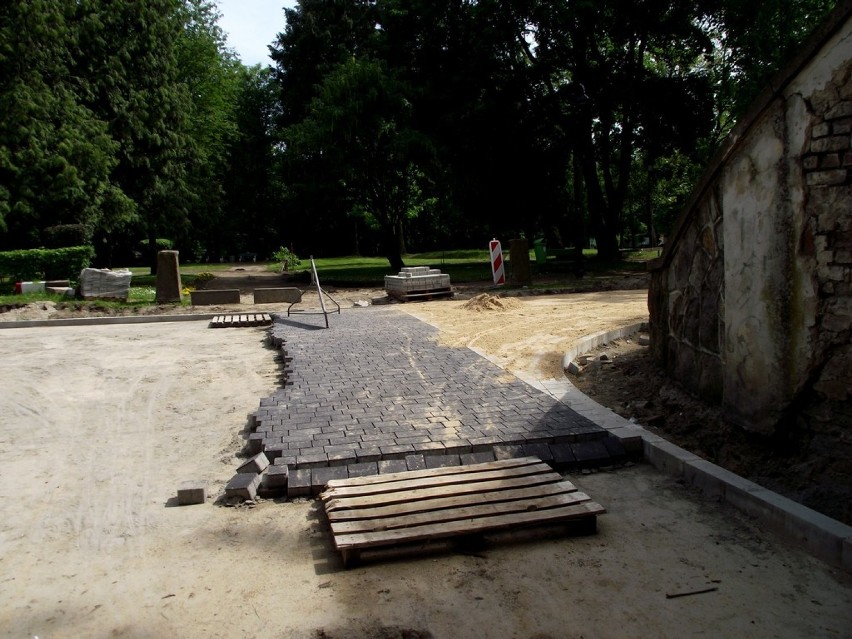 Budowa drogi od mostku do kampingu - Park Miejski w Zbąszyniu - 24 maja 2019