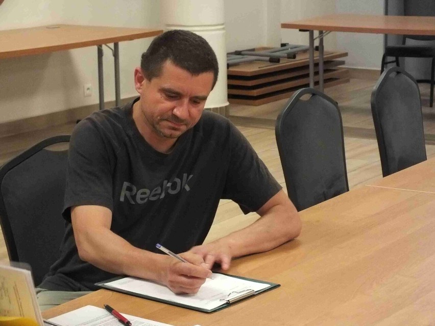 W Starachowicach rozpoczęto zbieranie podpisów poparcia dla programu in vitro. Zobaczcie zdjęcia